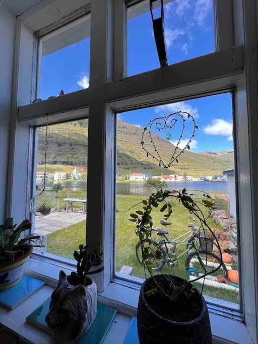 Ferienwohnung Nylenda Seyðisfjörður Exterior foto