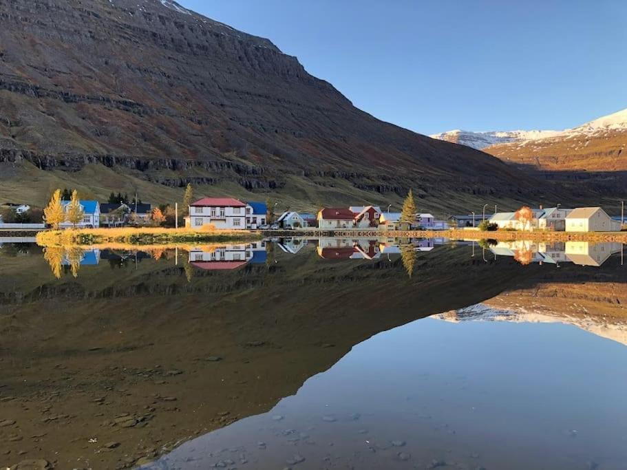 Ferienwohnung Nylenda Seyðisfjörður Exterior foto
