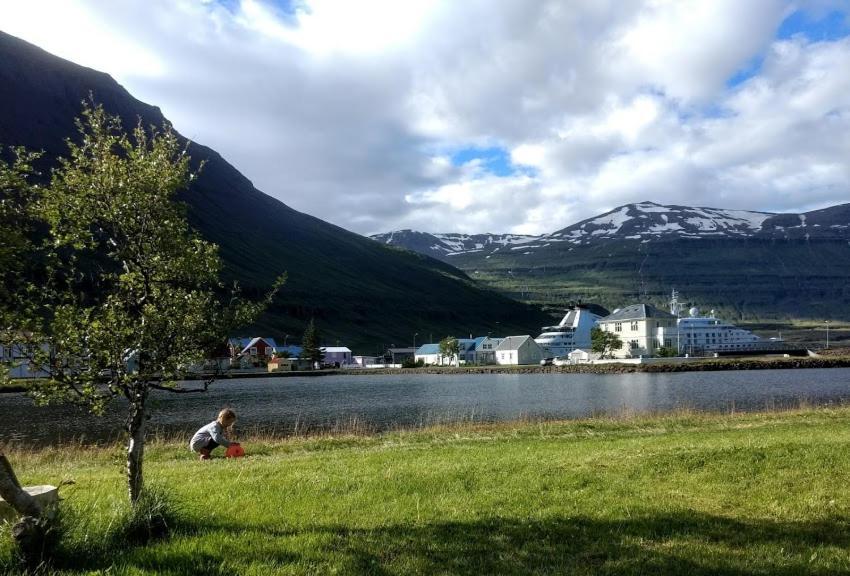 Ferienwohnung Nylenda Seyðisfjörður Exterior foto